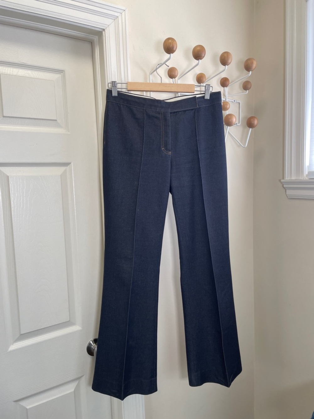 Elie Tahari - Classic Straight Legged Pleated Pants - Denim Colour Blue - 8